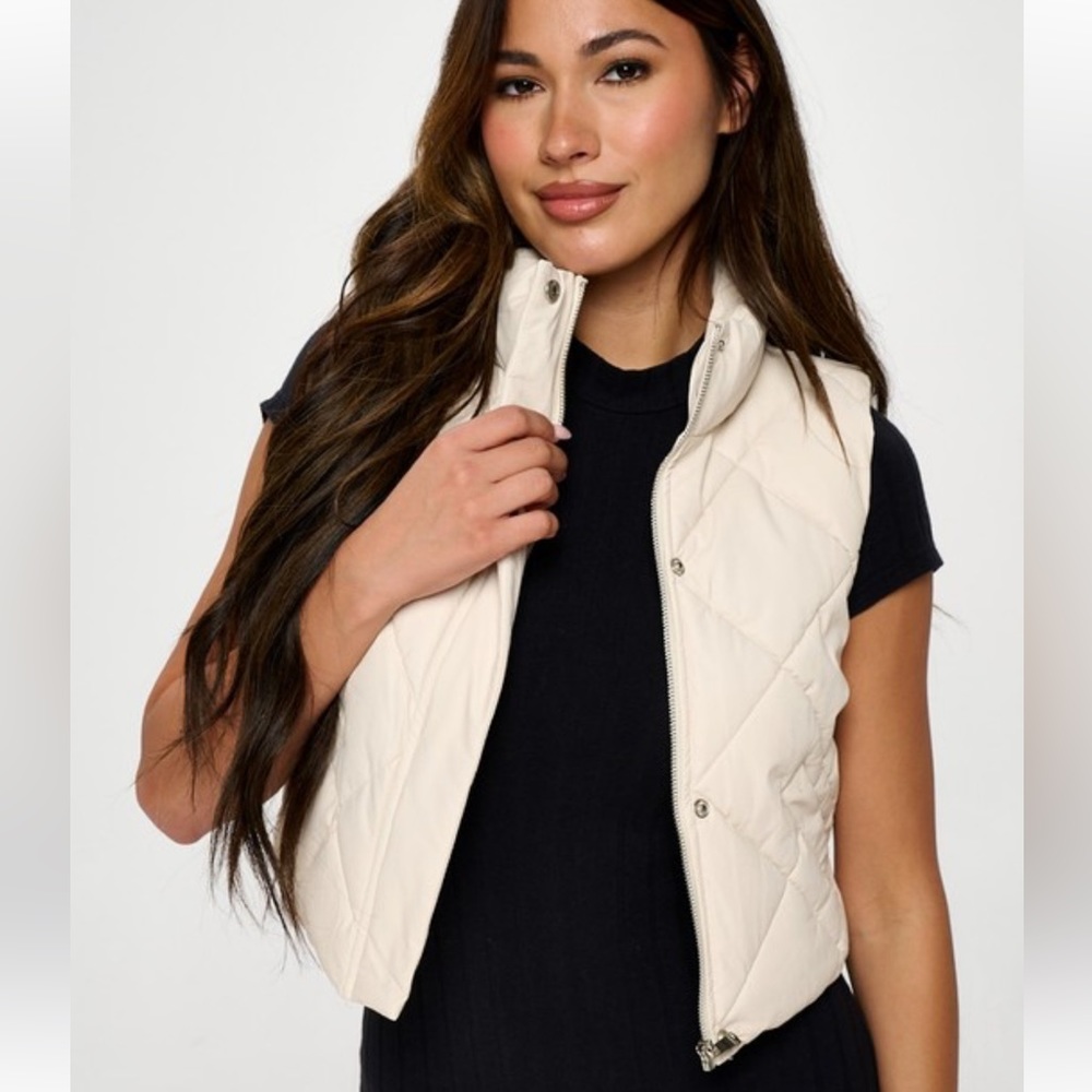 Women's Cream Puffer Vest